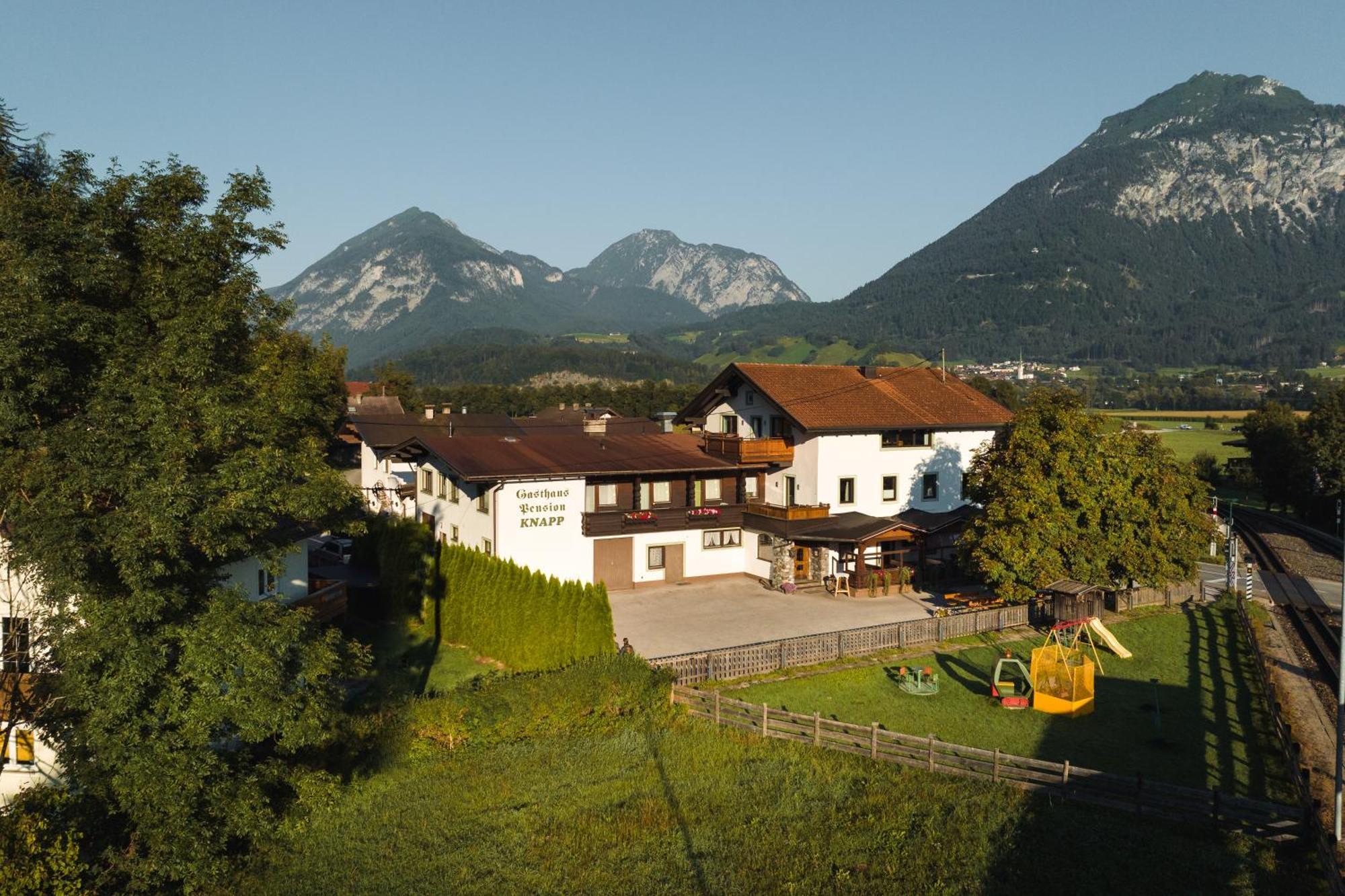 Gasthof Pension Knapp シュトラス・イム・ツィラータール エクステリア 写真